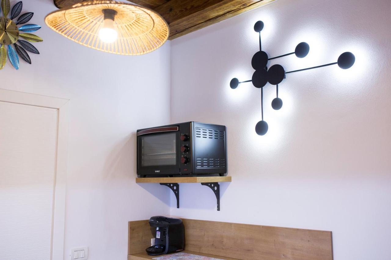 Seek And Hide - Csilla'S Tiny Hideaway Braşov Exterior foto